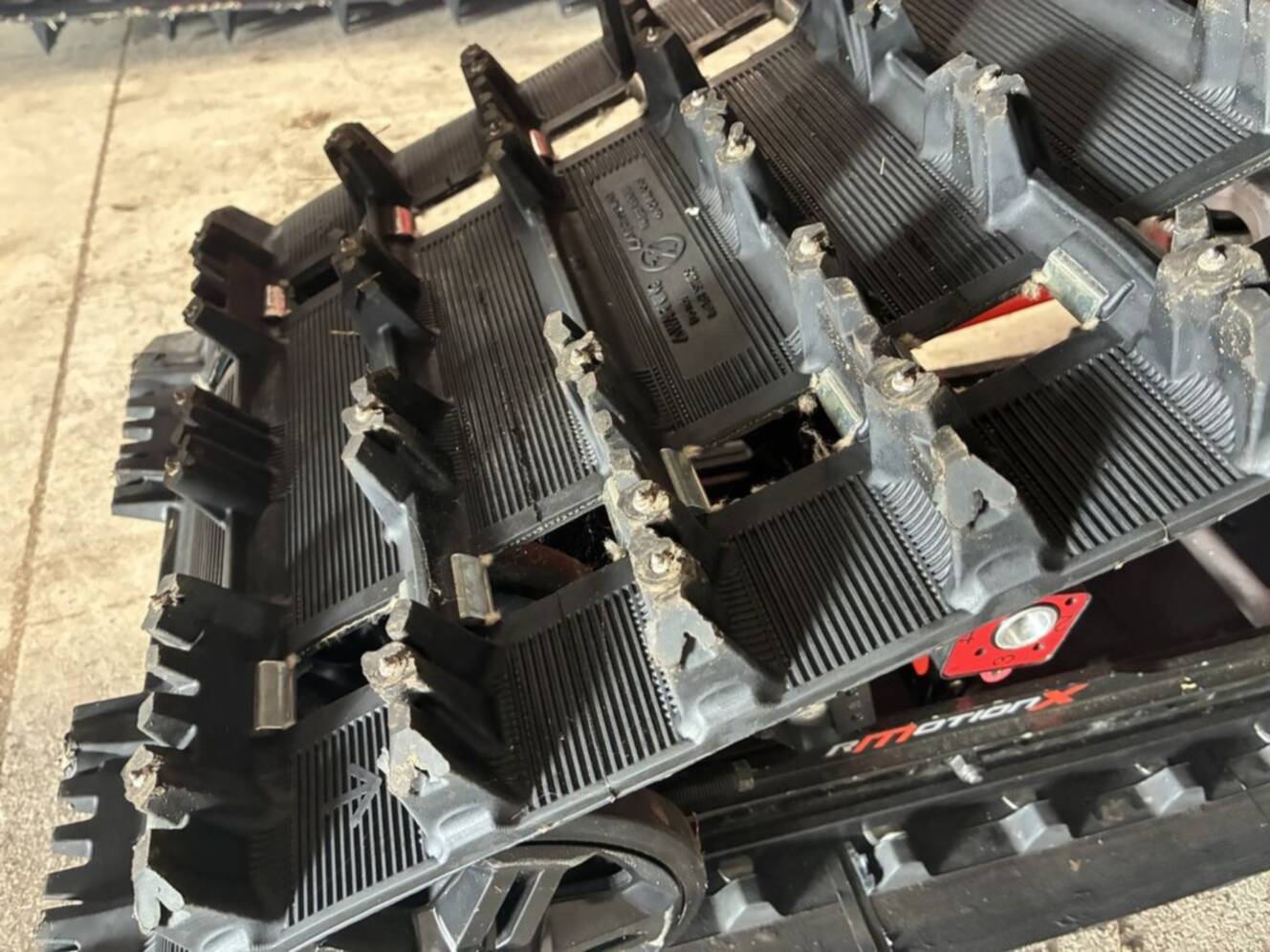 A photo of this 2022 Ski-Doo Renegade® X-RS® Rotax® 850 E-TEC® Kit I. Rip. XT 1.