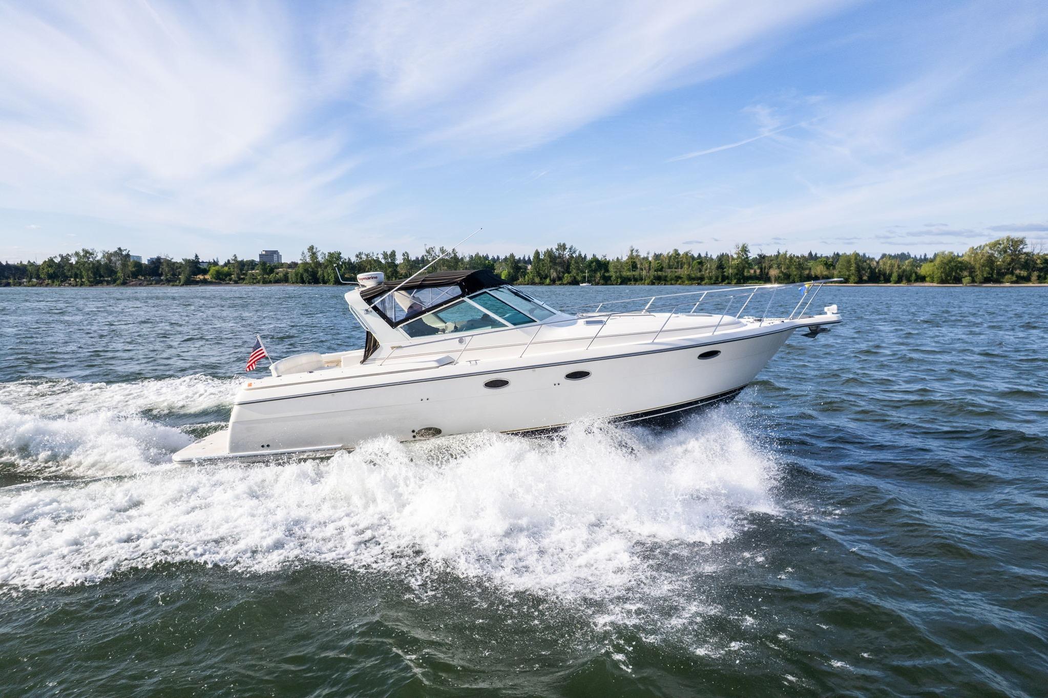 1998 Tiara Yachts 3500 Express in portland OR