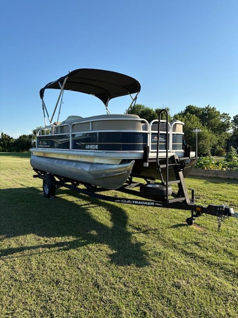 View more photos of this listing