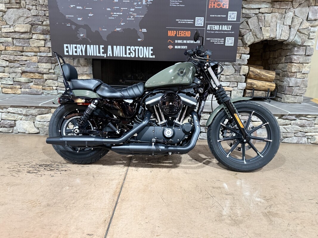 2021 Harley-Davidson Iron 883 IRON in Mechanicsburg, PA