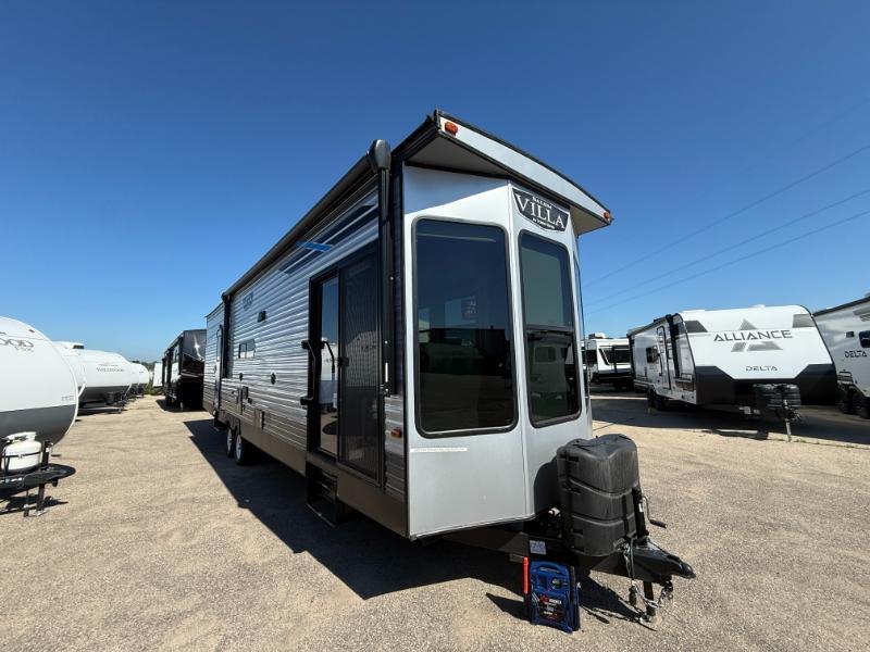 2022 Forest River Salem Villa 353FLFB RV