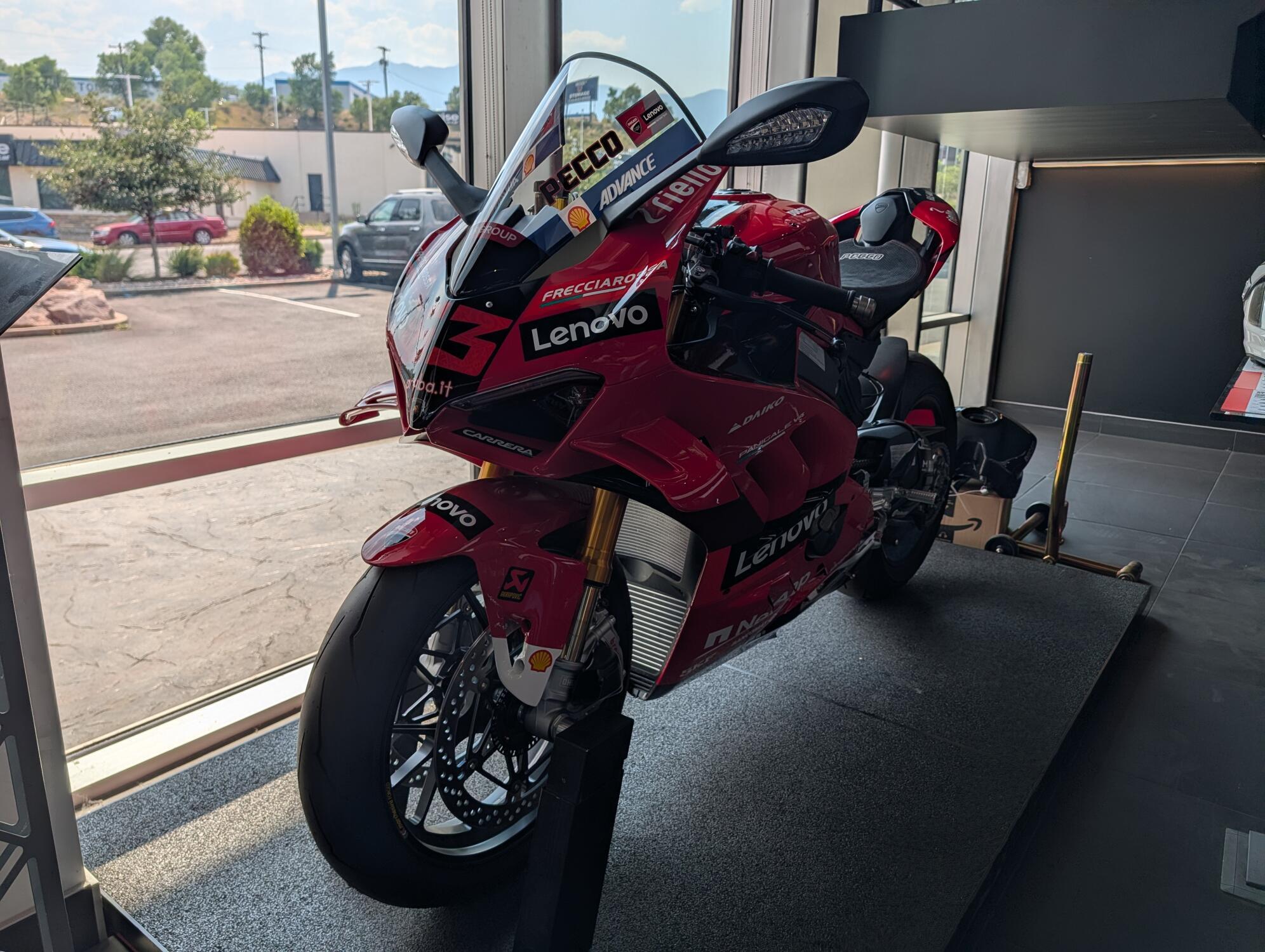 DUCATI パニガーレV4 SP2 1/6スケール　ドゥカティ Ducati Panigale V4 SP2 Motorcycles For Sale - Cycle Trader