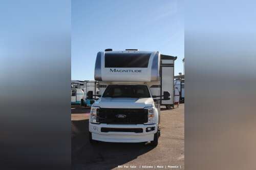 2026 Thor Motor Coach Magnitude Grand F550 X32 in mesa AZ