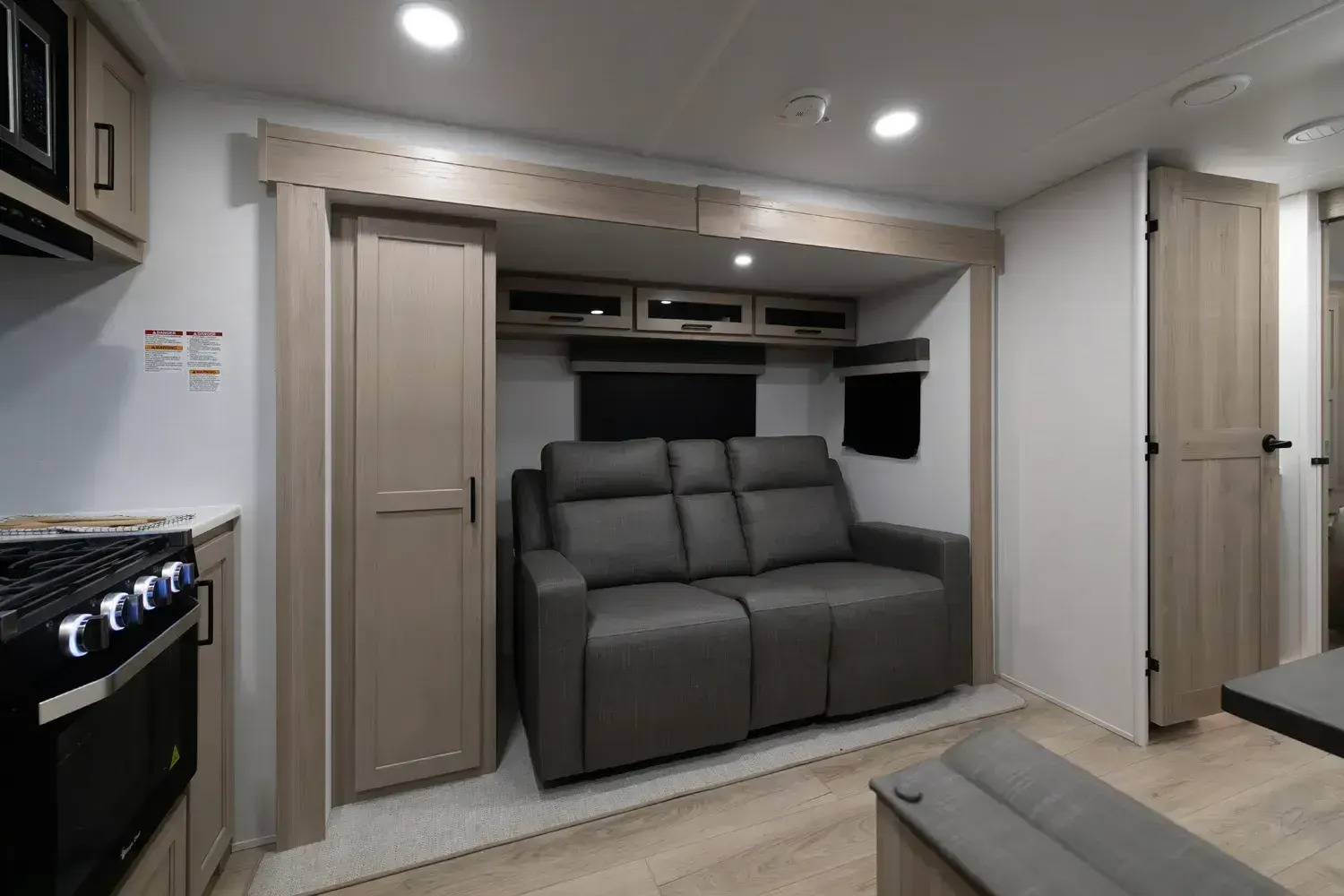 2027 Rockwood ROCKWOOD MINI LITE 2515S RV