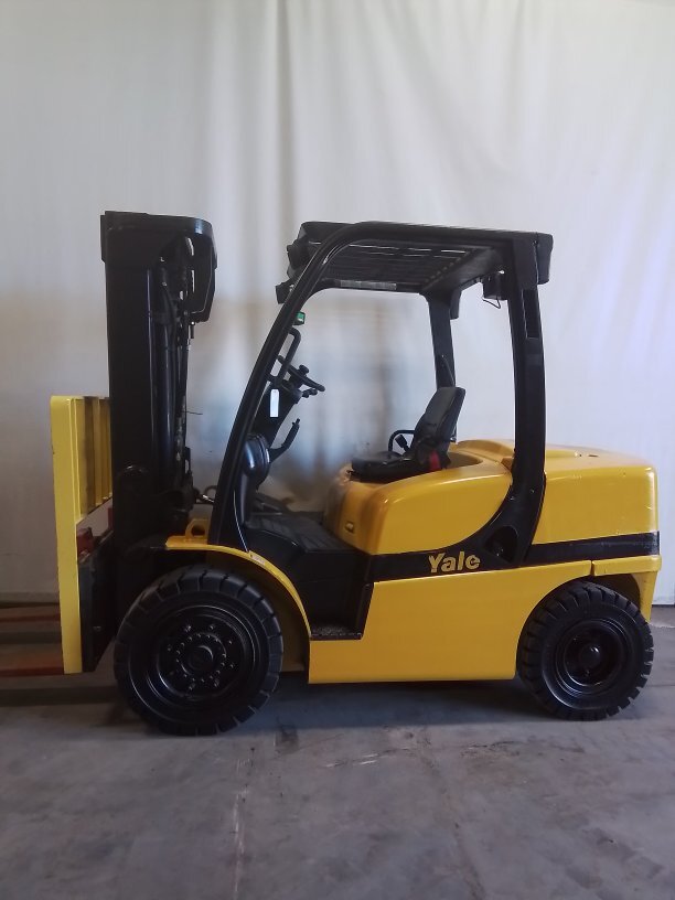 2015 Yale GDP080VXNTSE090 in Pineville, NC