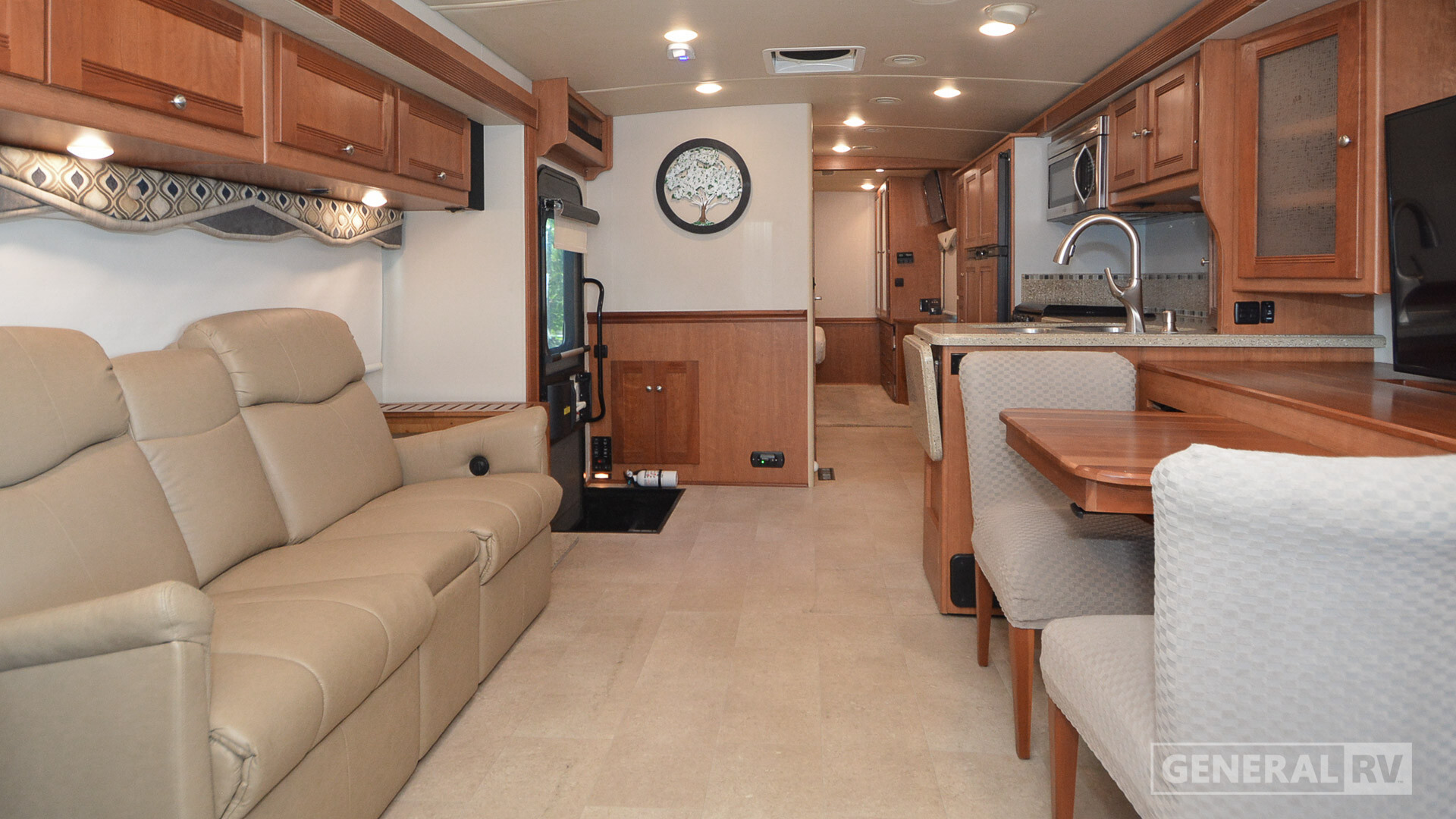 2016 Itasca SUNOVA 33C in winter garden FL