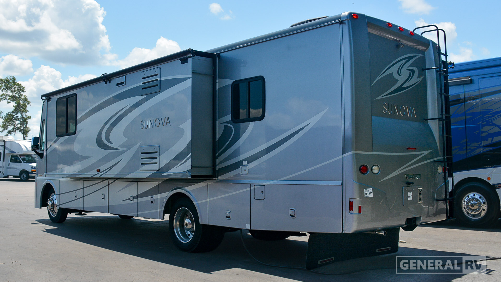2016 Itasca SUNOVA 33C in winter garden FL