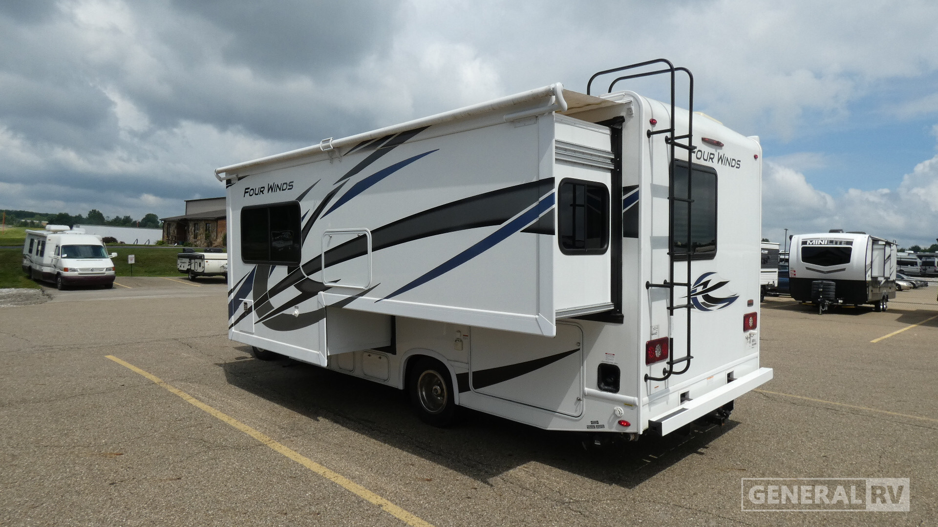 2022 Thor Motor Coach FOUR WINDS 24F in north canton OH