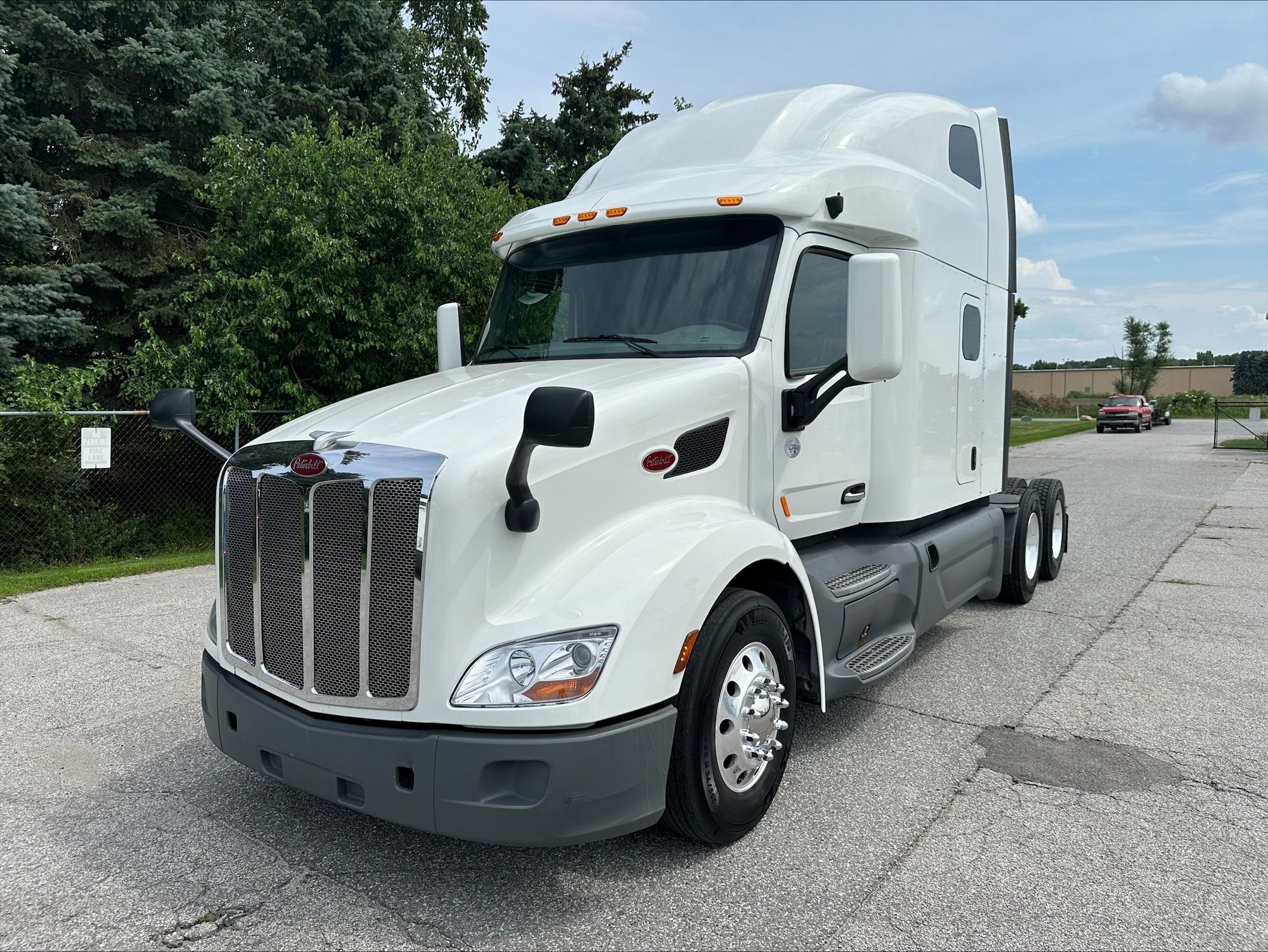 2021 PETERBILT 579 in Portage, IN