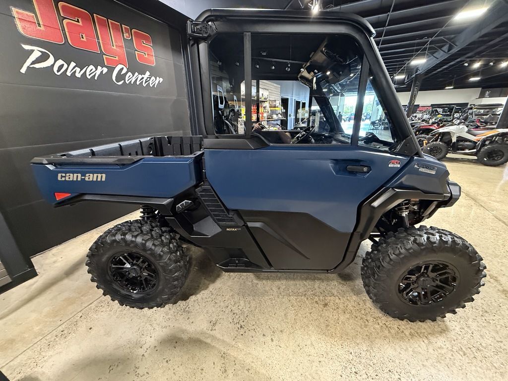 2026 Can-Am Defender Limited HD11 in reedsburg WI