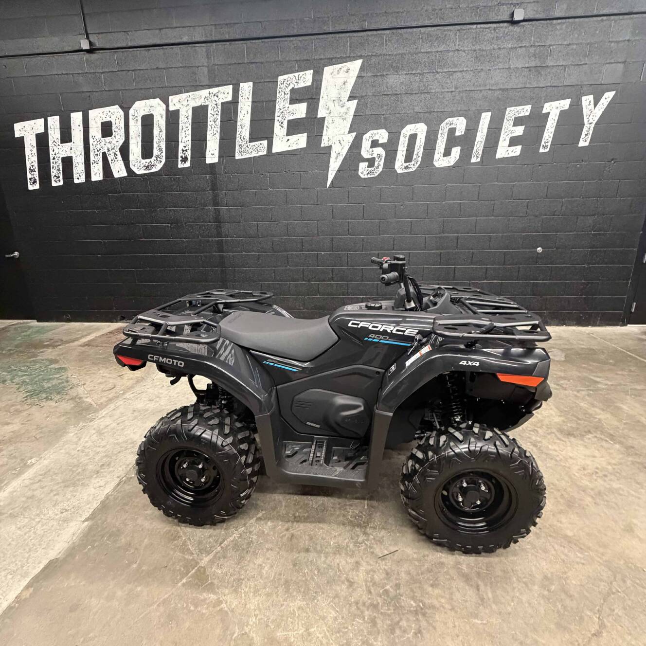 A photo of this 2026 CFMOTO CFORCE 400