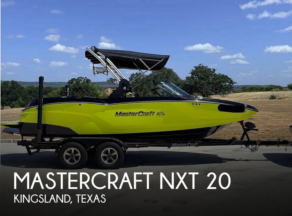 2021 Mastercraft NXT 20 Ski and Wakeboard Boat boat