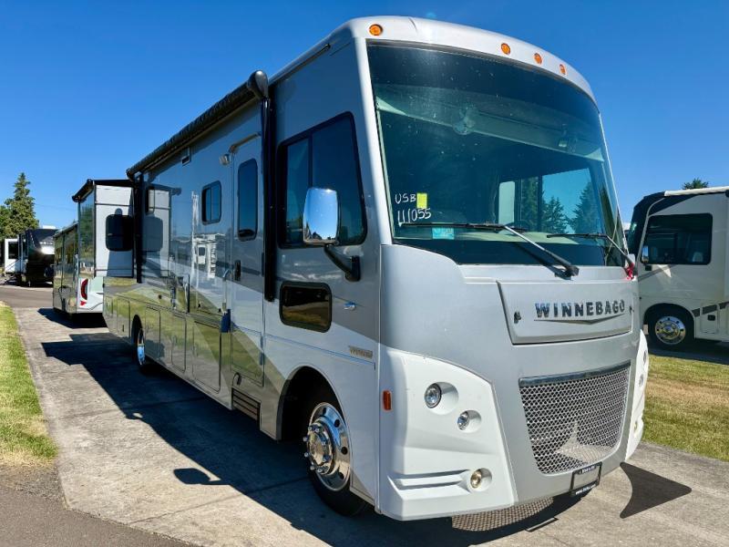 2019 Winnebago Sunstar LX 35F in junction city OR