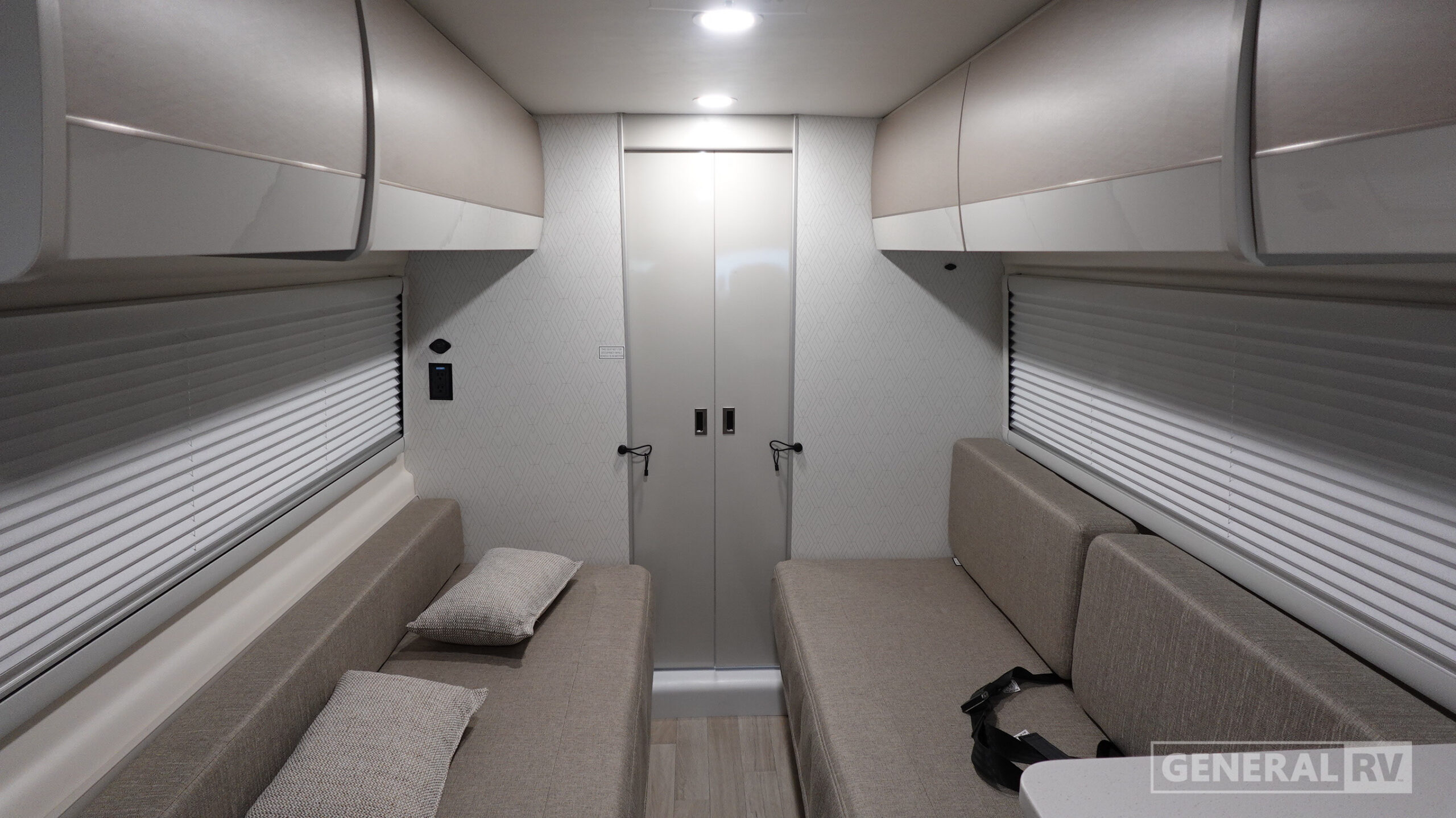 2027 Thor Motor Coach SEQUENCE 20L in west chester PA