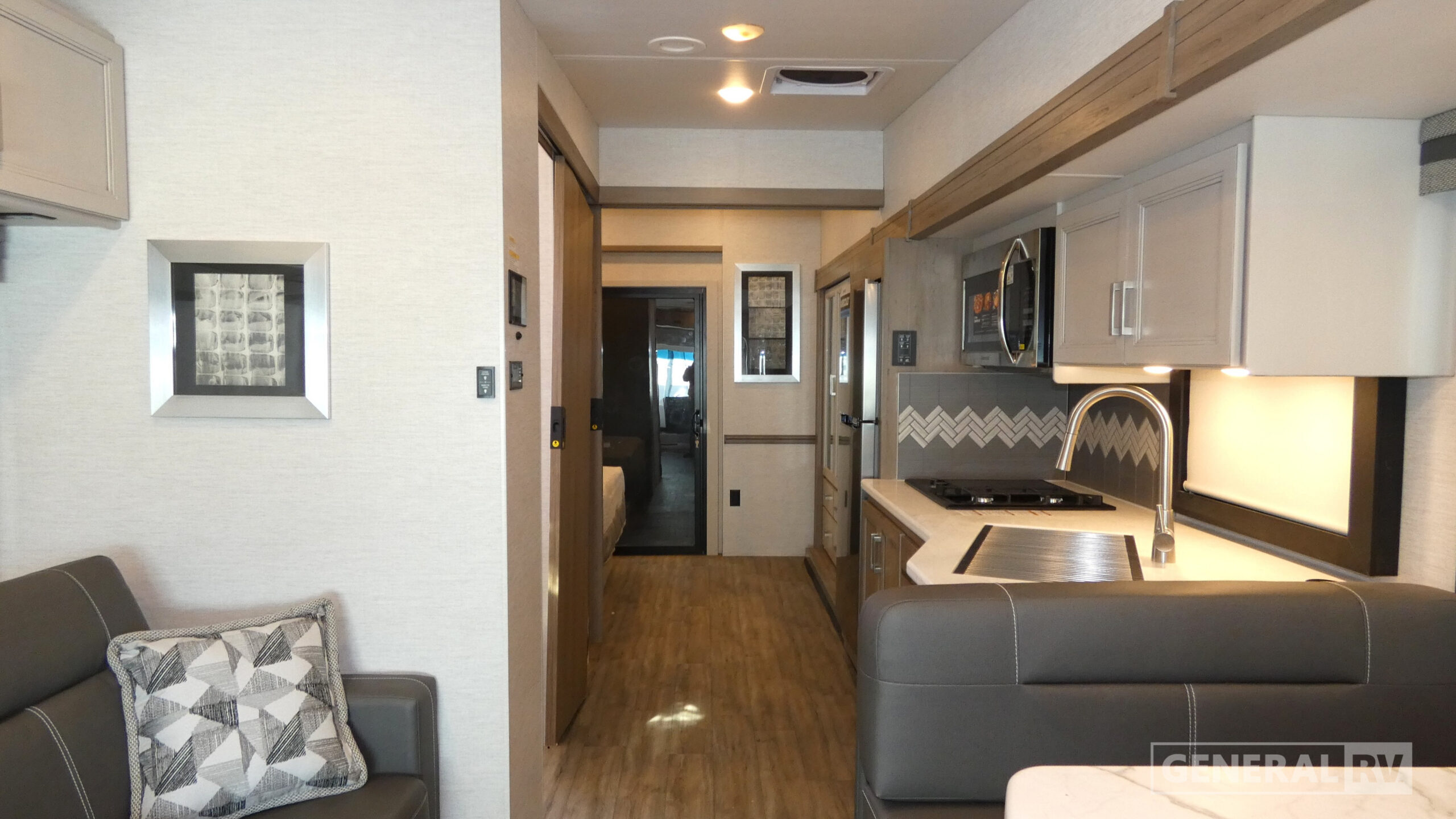 2026 Thor Motor Coach Outlaw Wild West Edition 38M in orange park FL