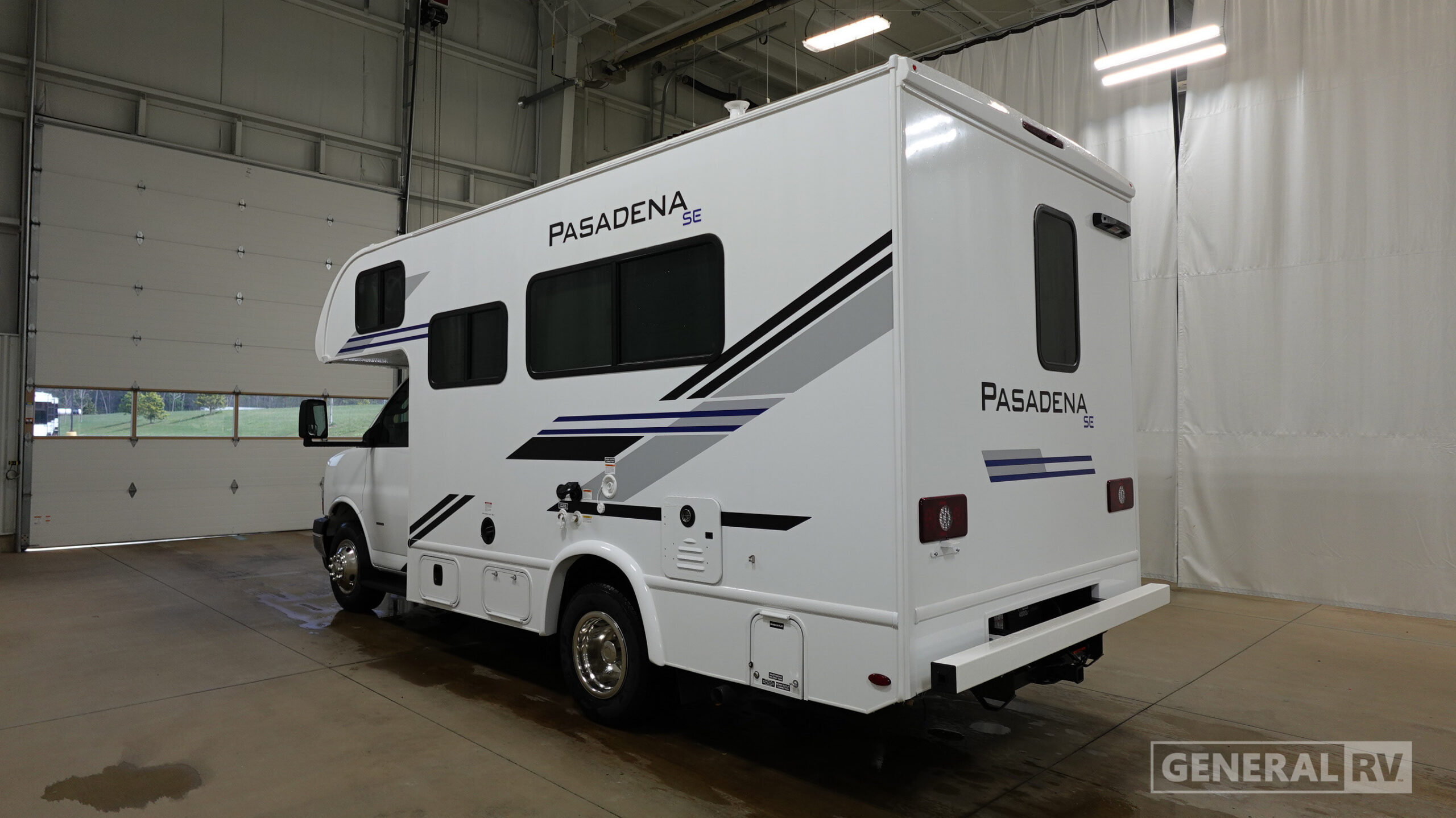 2026 Thor Motor Coach Pasadena SE SX19 Chevy in longmont CO