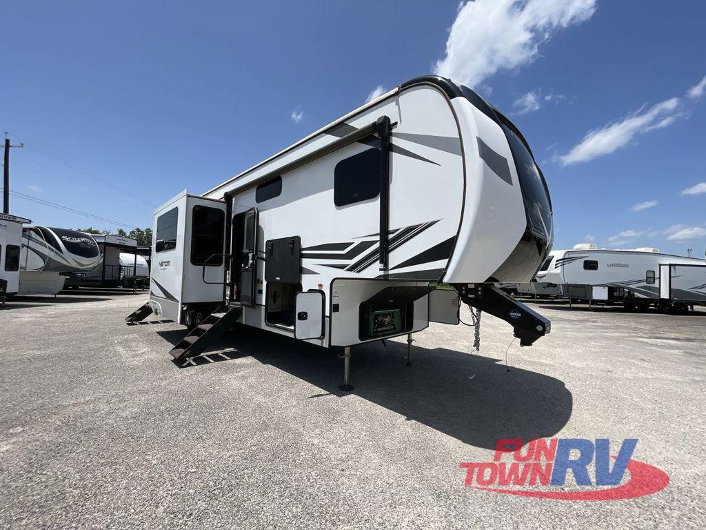 2023 Kz Venom V3313TK in cleburne TX