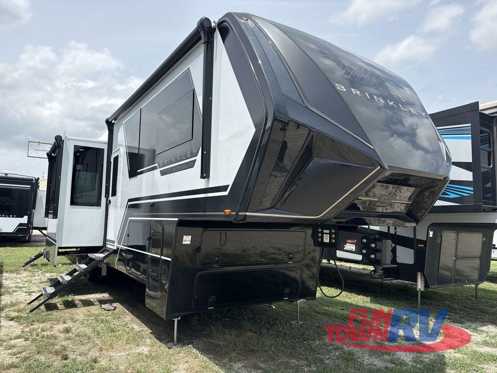 2027 Brinkley Model Gx 4000x in oklahoma city OK