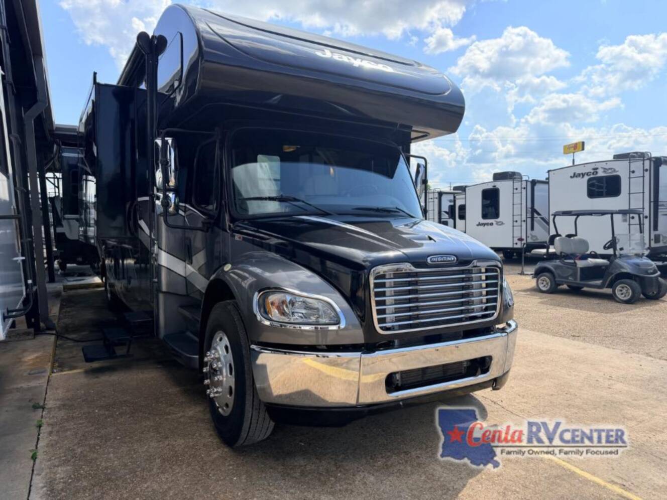A photo of this 2019 Jayco Seneca 37TS