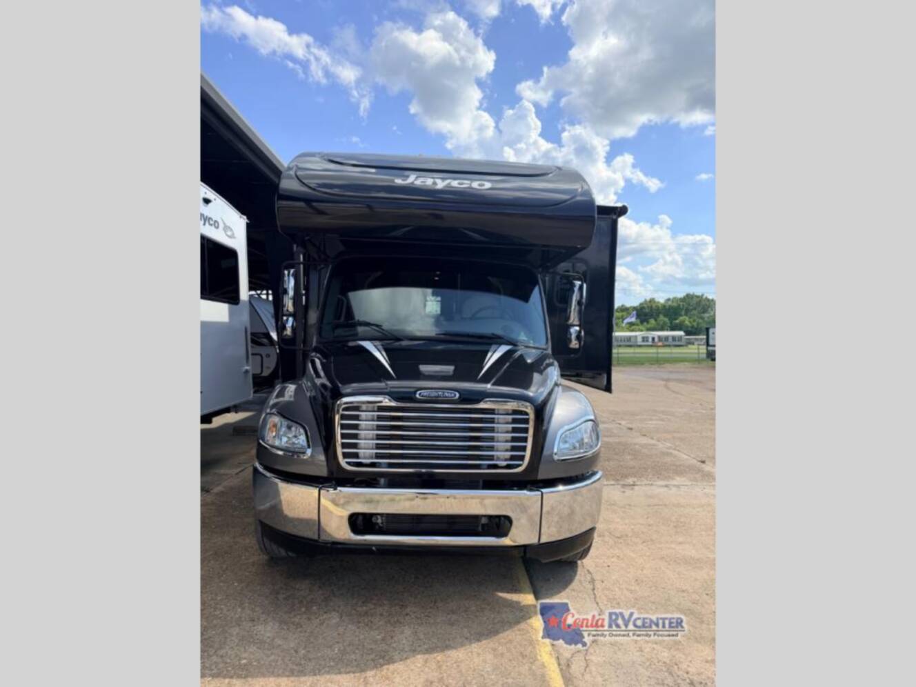 A photo of this 2019 Jayco Seneca 37TS