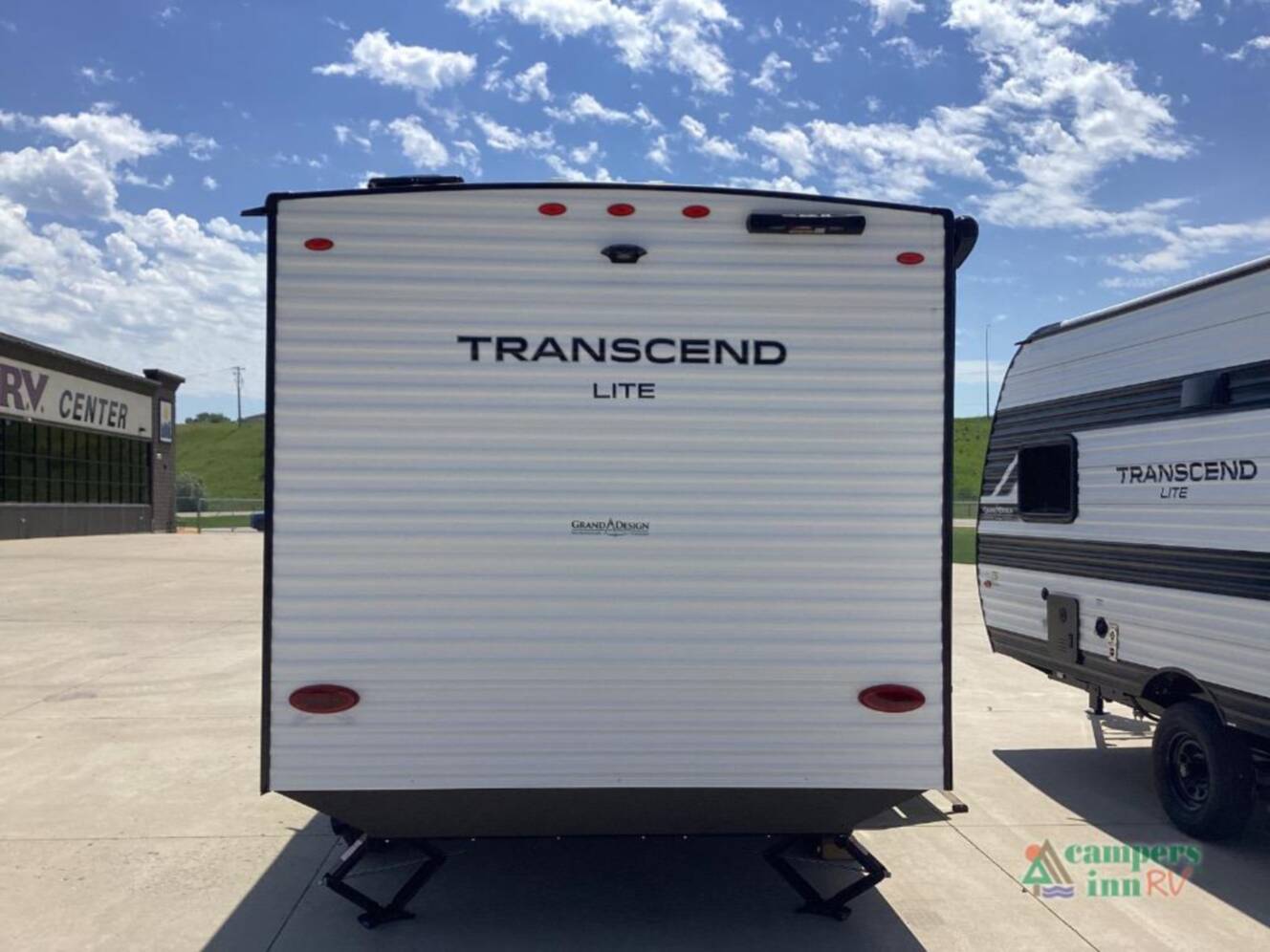 A photo of this 2027 Grand Design Transcend Lite 121RBL