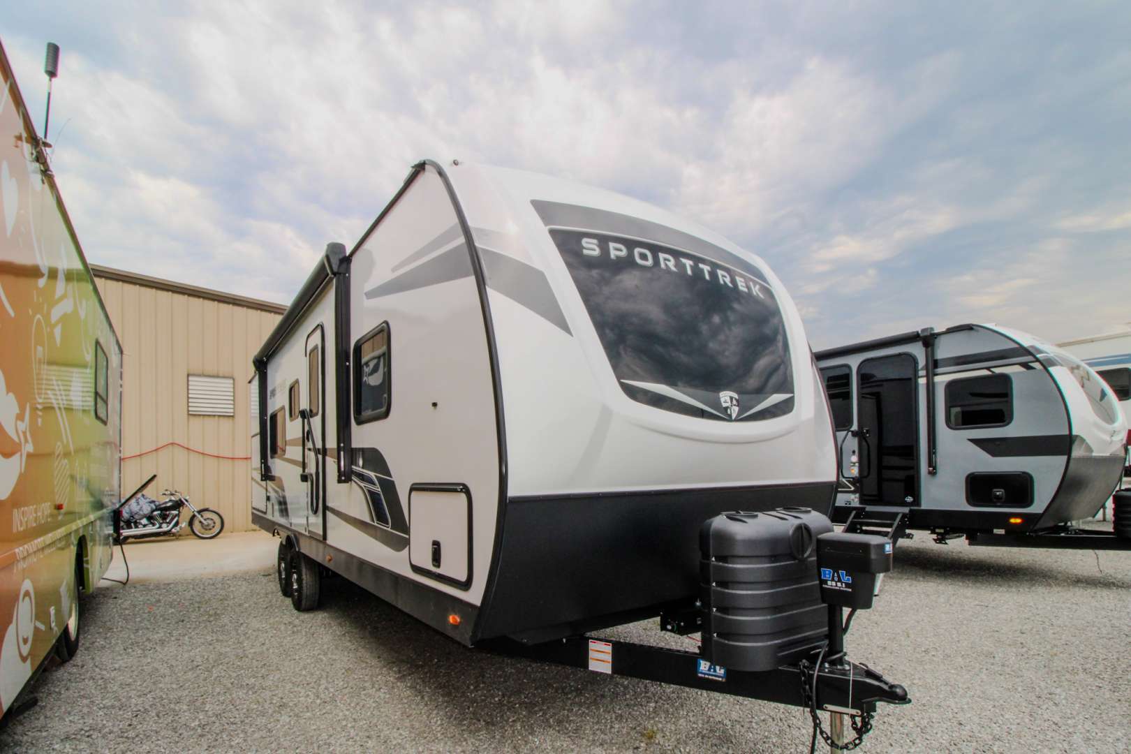 2026 Venture Rv SportTrek 271VRB in clinton MO