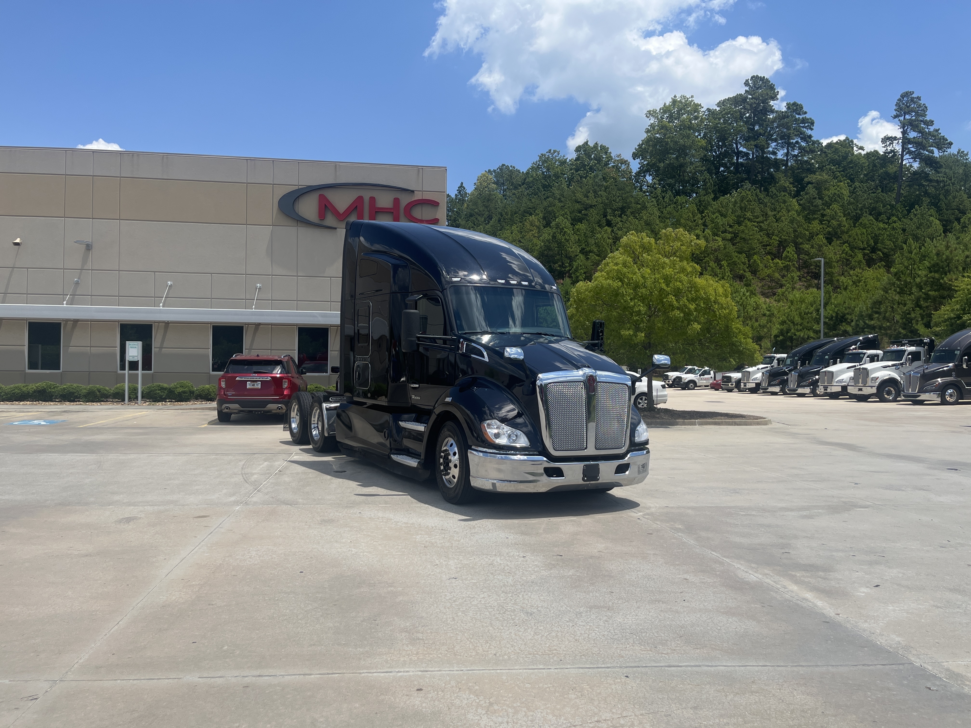 2022 KENWORTH T680 in Gainesville, GA