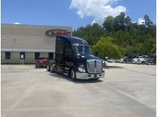Commercial Vehicles for Farms: Top Trucks and Equipment for Work image