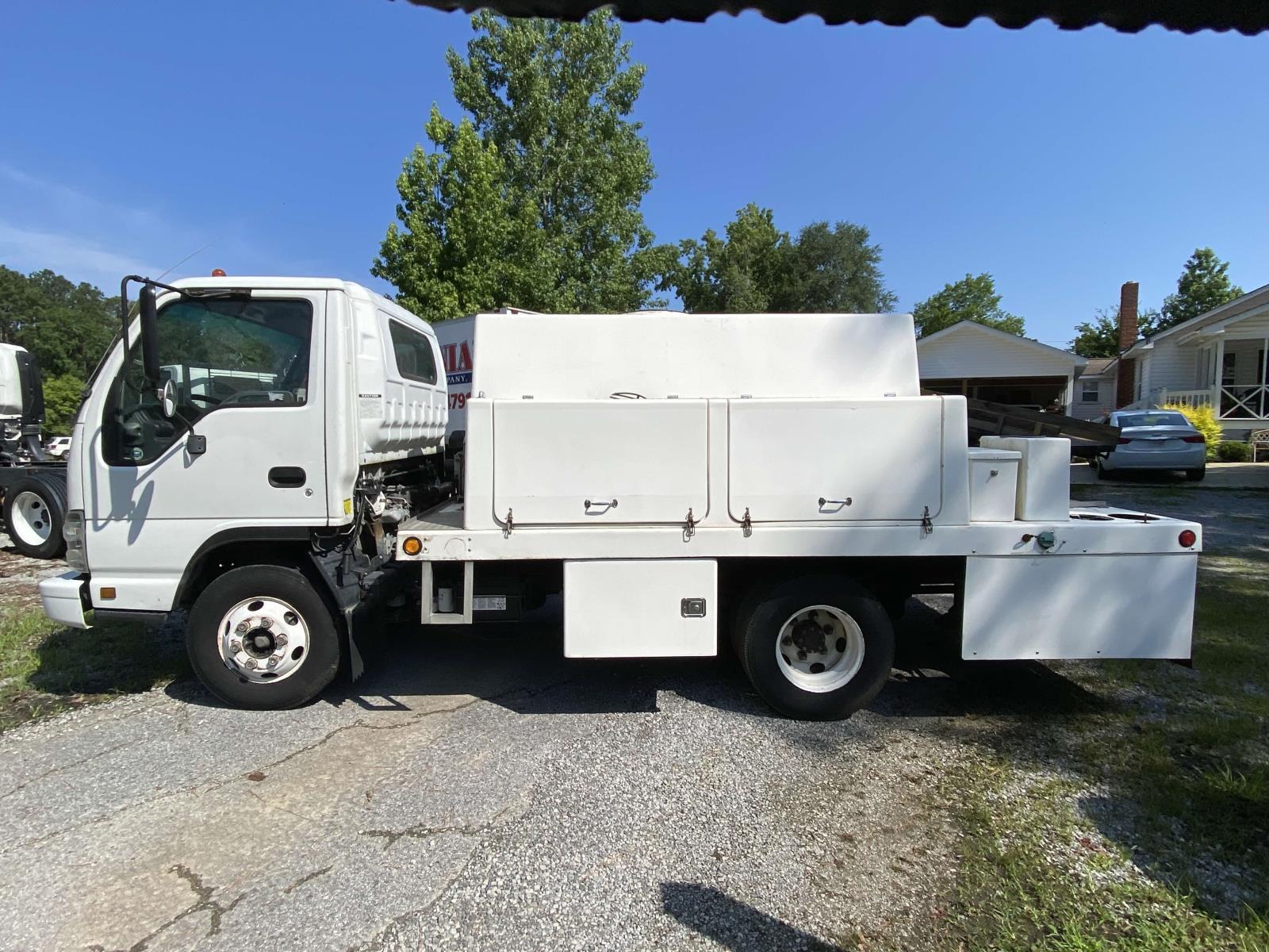 2006 CHEVROLET NPR HD DSL REG AT in Calera, AL