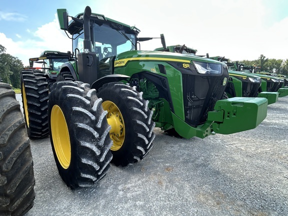 2024 John Deere 8R 230 in Alamo, TN