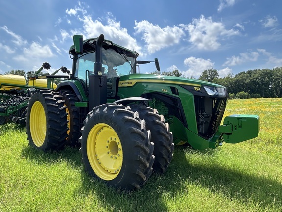 2025 John Deere 8R 230 in Alamo, TN