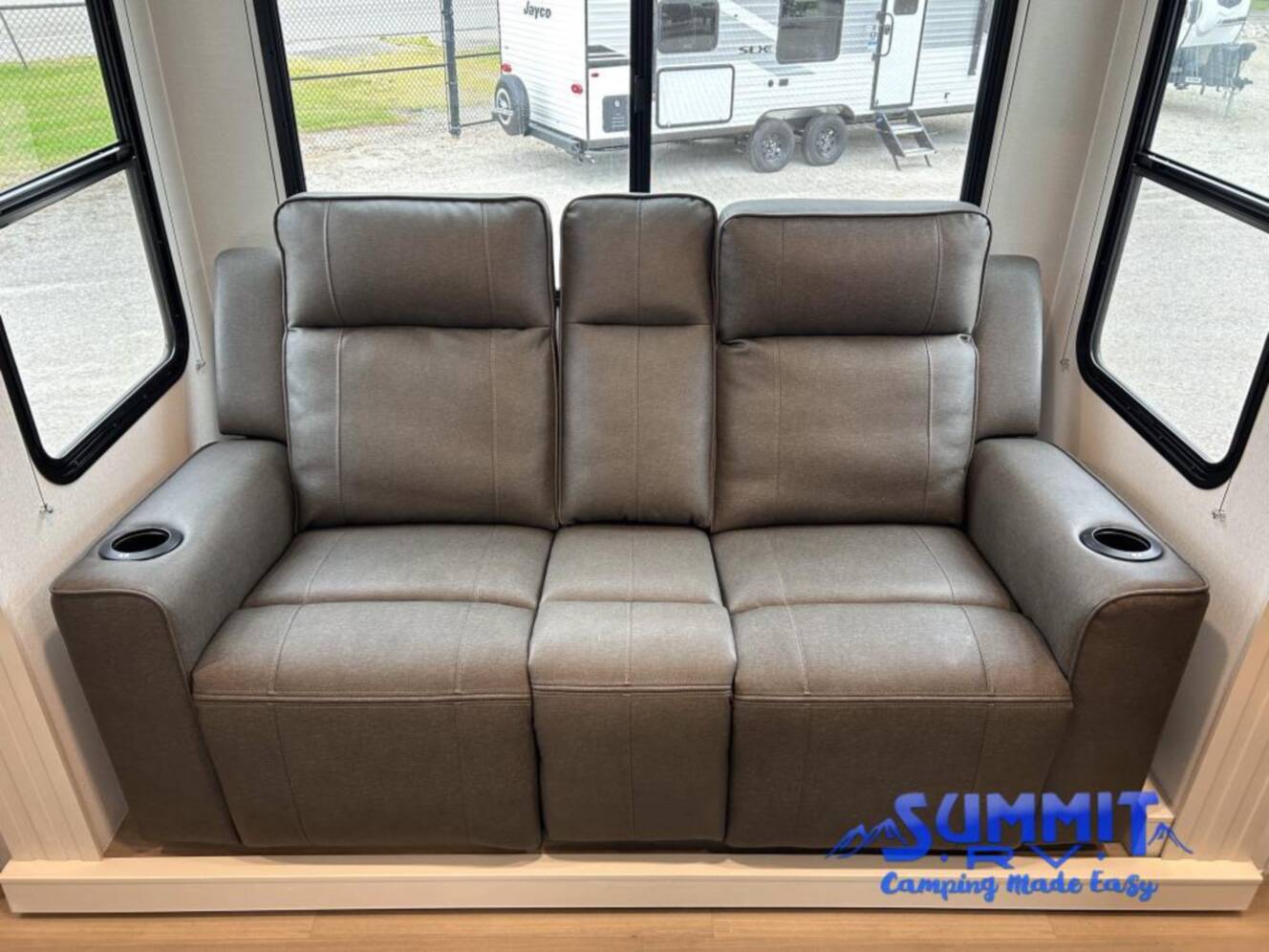 A photo of this 2027 Grand Design Momentum G-Class 29GS
