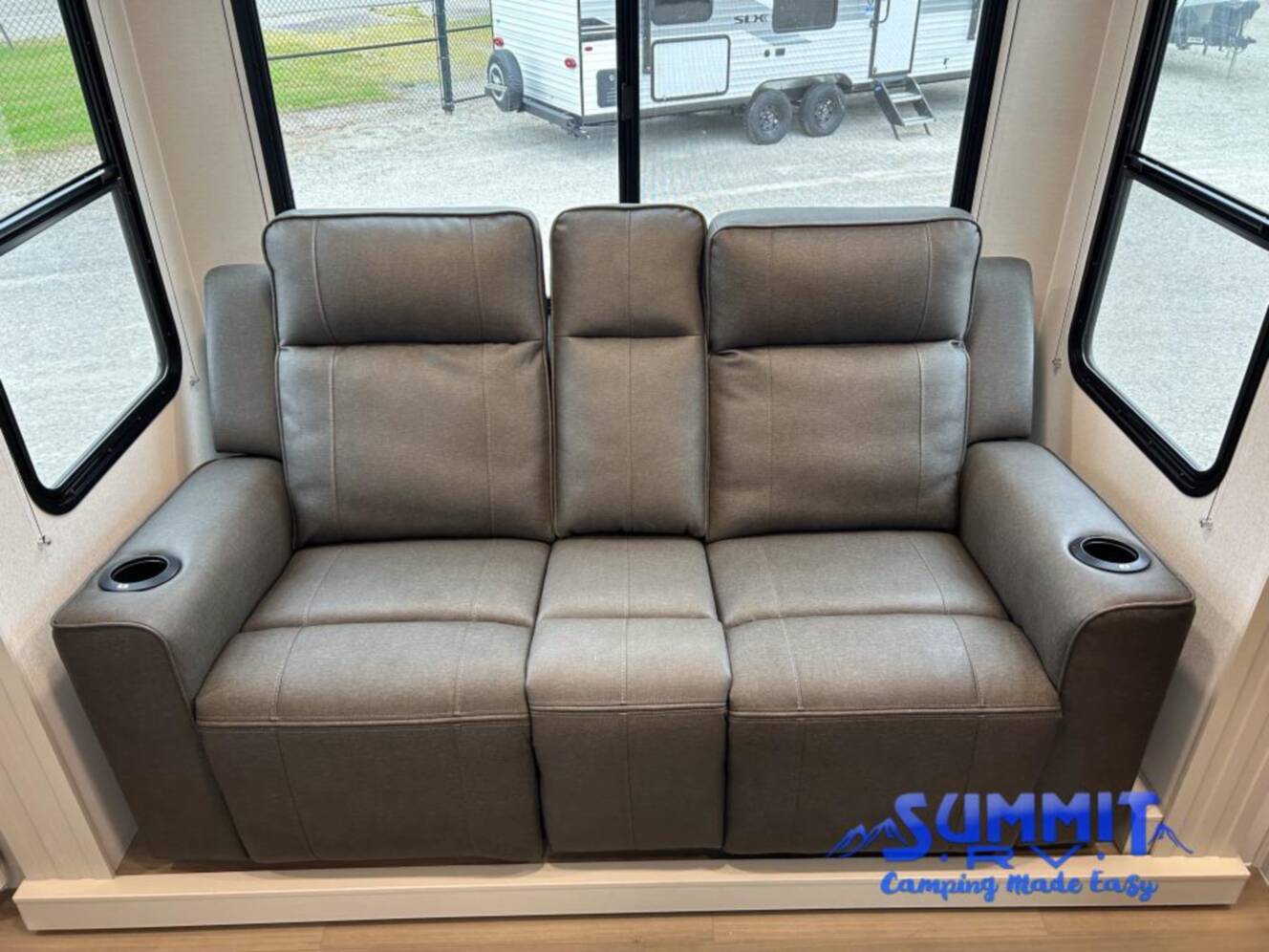 A photo of this 2027 Grand Design Momentum G-Class 29GS
