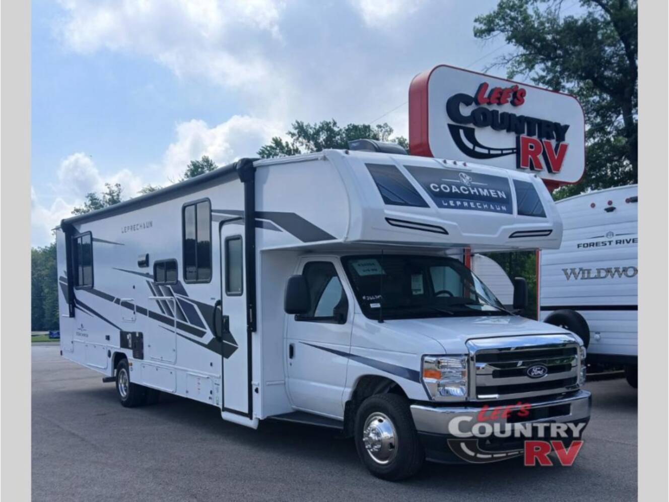 A photo of this 2027 Coachmen Rv Leprechaun LEPRECHAUN 319MBF