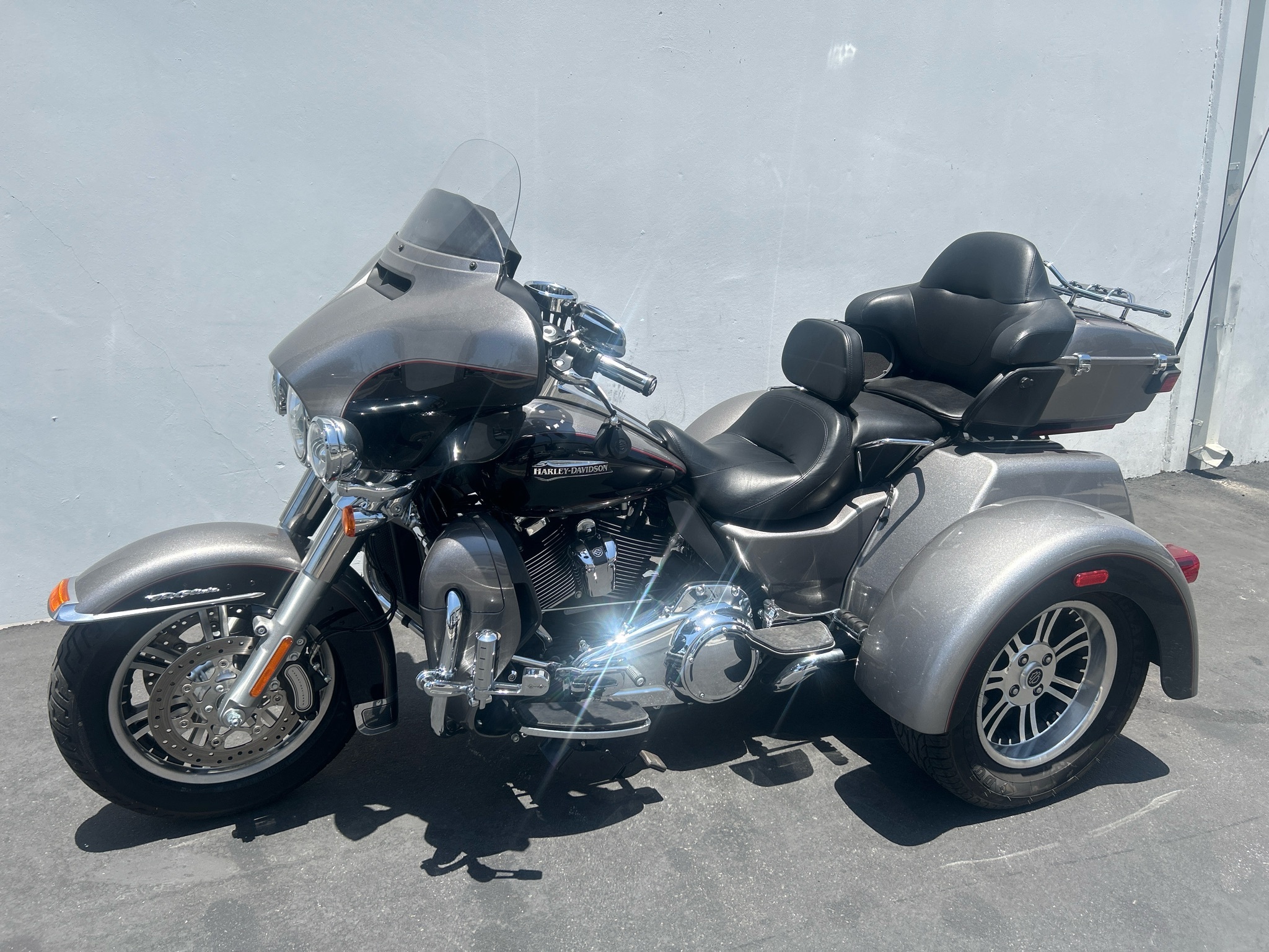 2017 Harley-Davidson Tri Glide® Ultra ULTRA CLASSIC in Anaheim, CA