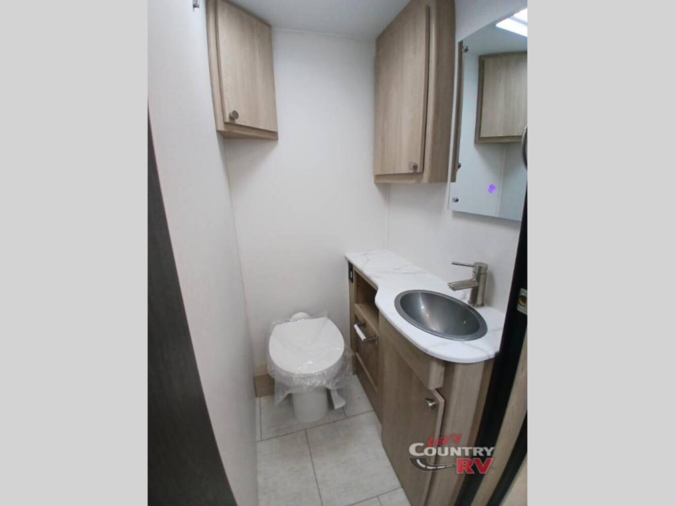 A photo of this 2027 Coachmen Rv Leprechaun LEPRECHAUN 319MBF
