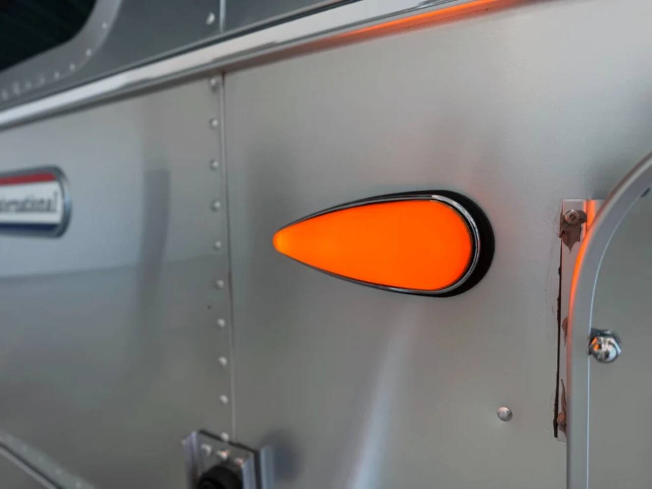 A photo of this 2027 Airstream INTERNATIONAL 25FBT