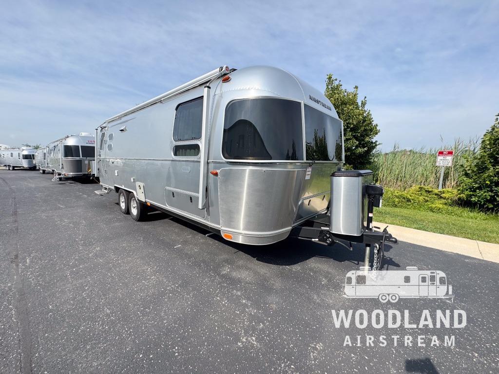 2023 Airstream Globetrotter 27FB Twin in lebanon IN