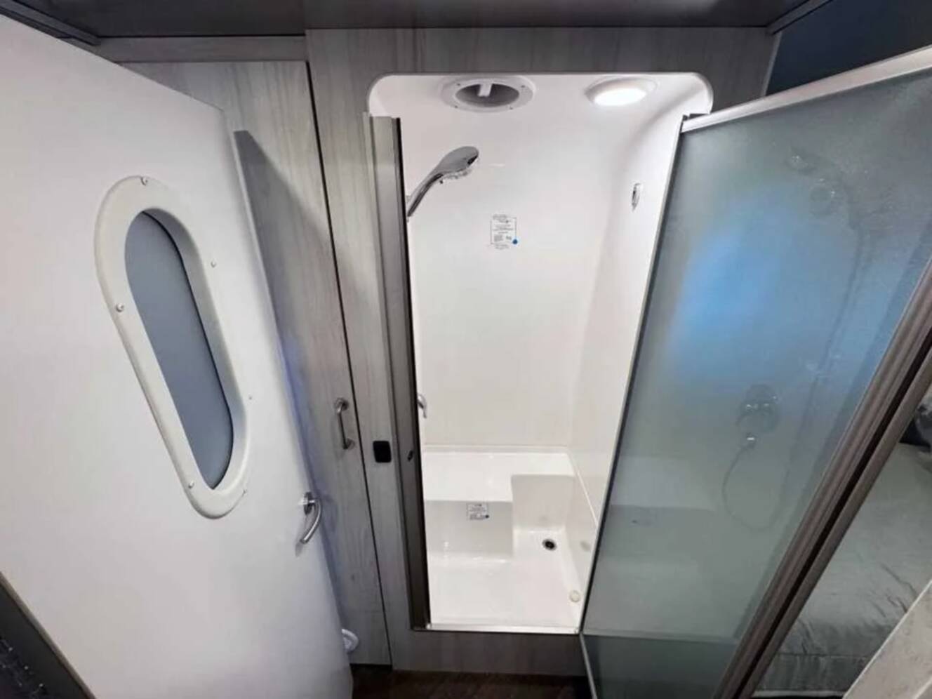 A photo of this 2027 Airstream INTERNATIONAL 25FBT