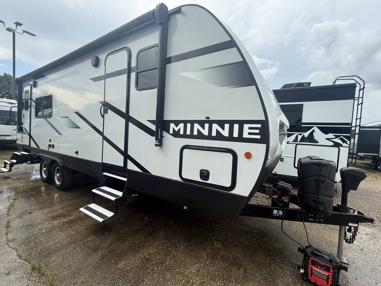 2023 Winnebago MINNIE 2529RG in baton rouge LA