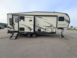 2020 FOREST RIVER ROCKWOOD ULTRA LITE 2620WS