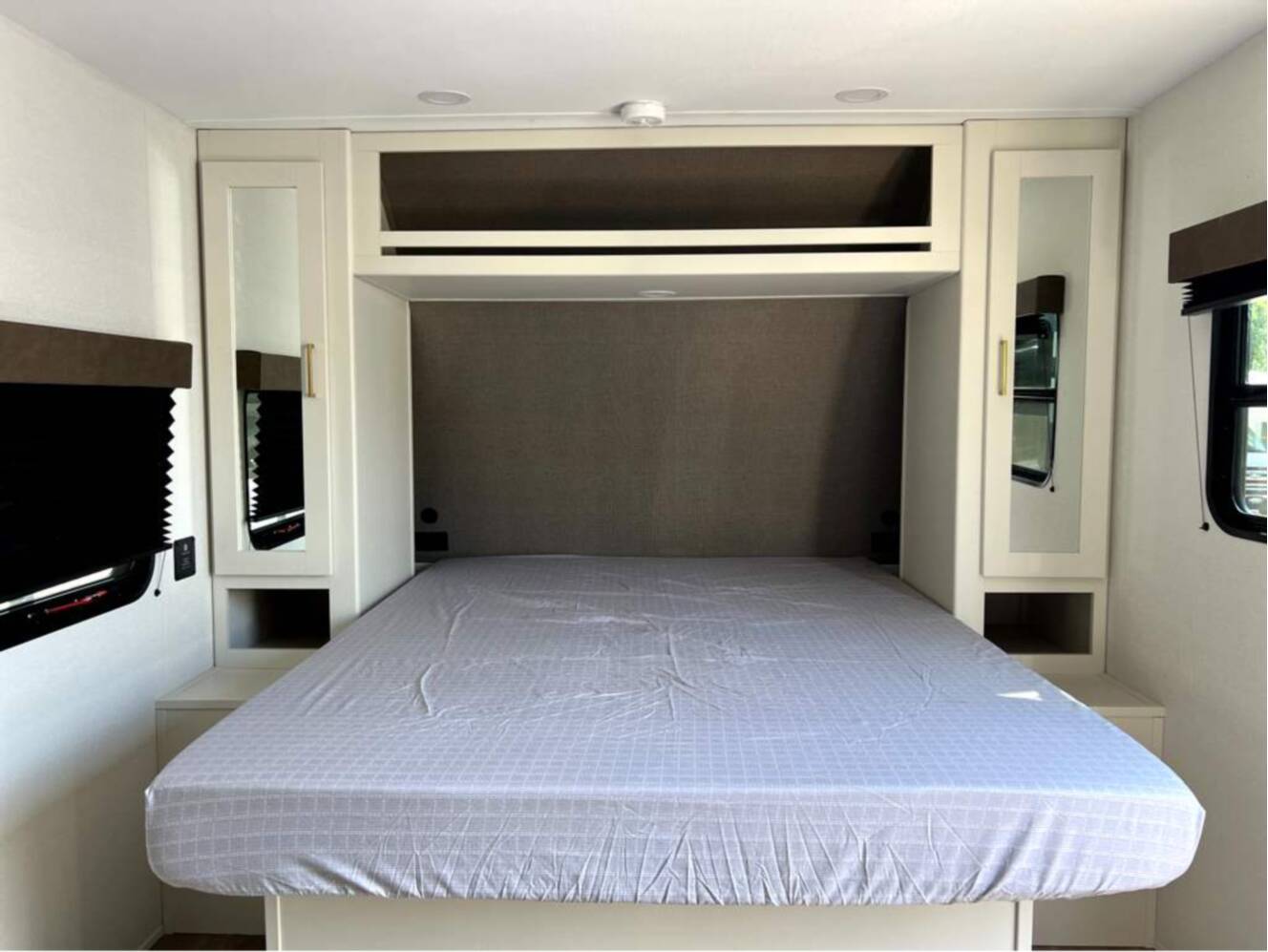 A photo of this 2027 Grand Design Transcend XPLOR 20MKX