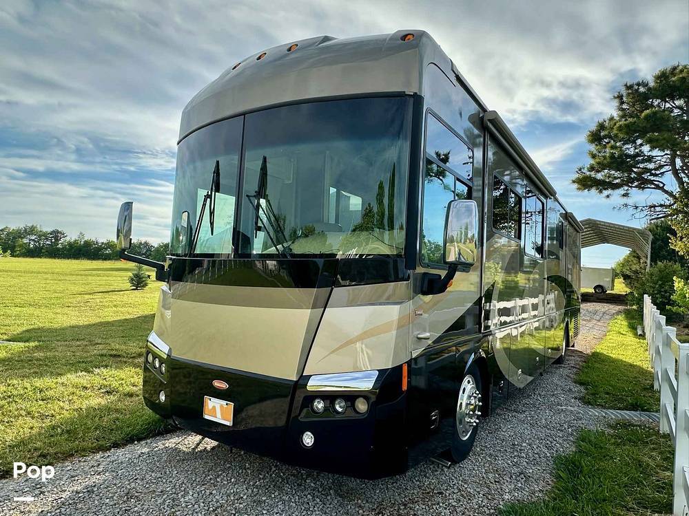 2007 Winnebago Tour 40KD in maryville TN