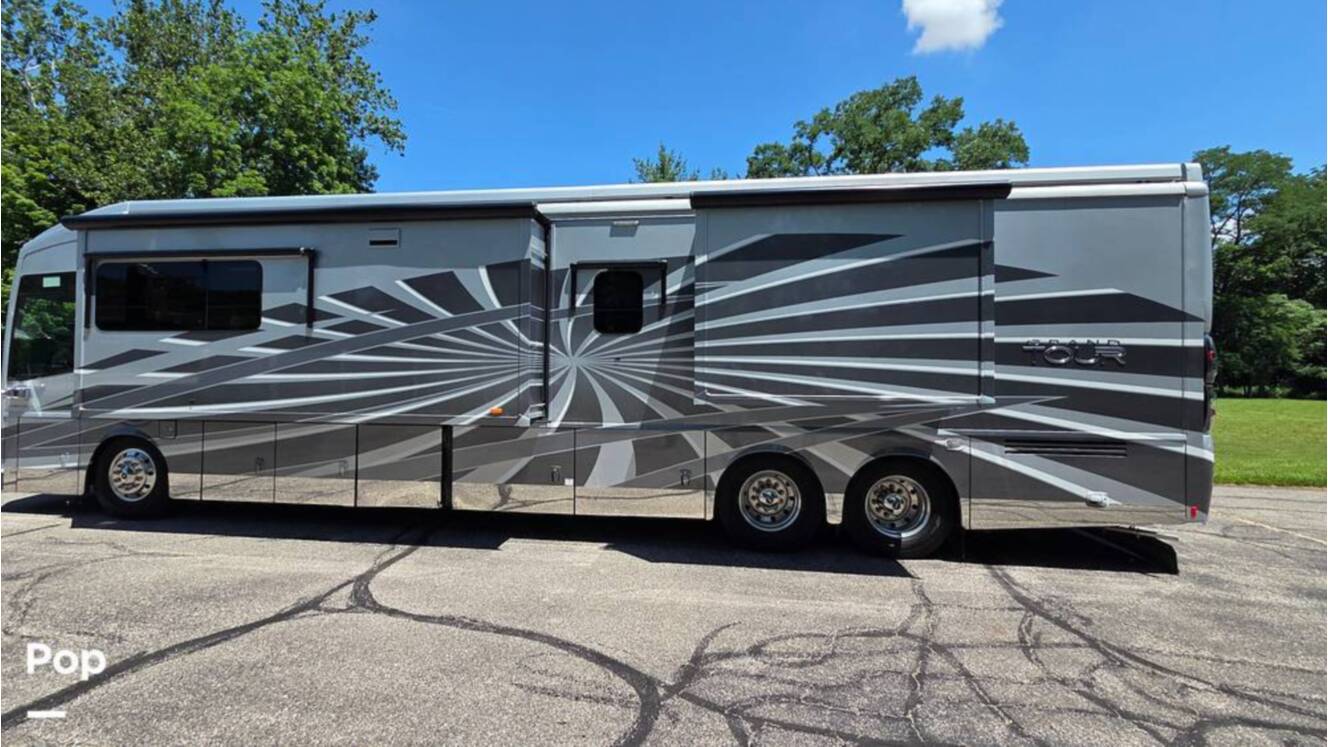 A photo of this 2016 Winnebago Grand Tour 42HL