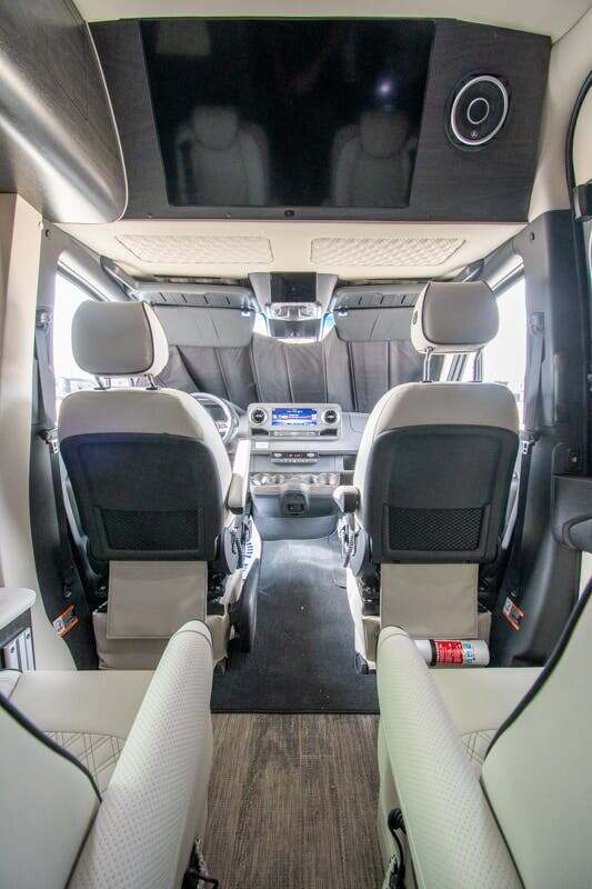 2027 Ogv Luxury Coach V-RV 7RL 170E in alvarado TX
