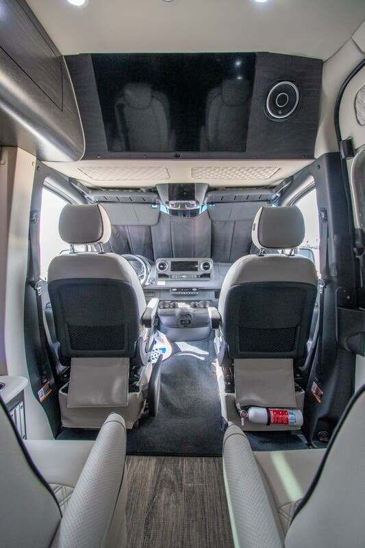 2027 Ogv Luxury Coach V-RV 7RL 170E in alvarado TX