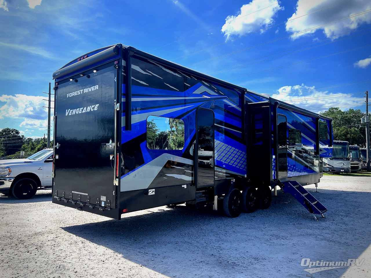 2026 Forest River Cherokee Vengeance 4413 in bushnell FL