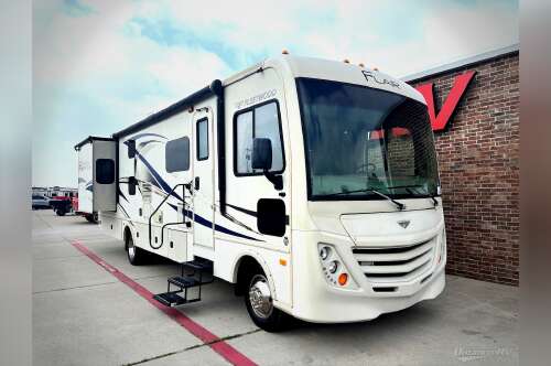 2017 Fleetwood Flair 31B in moore OK