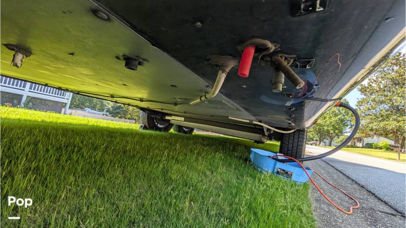 A photo of this 2018 Airstream Classic 30RB