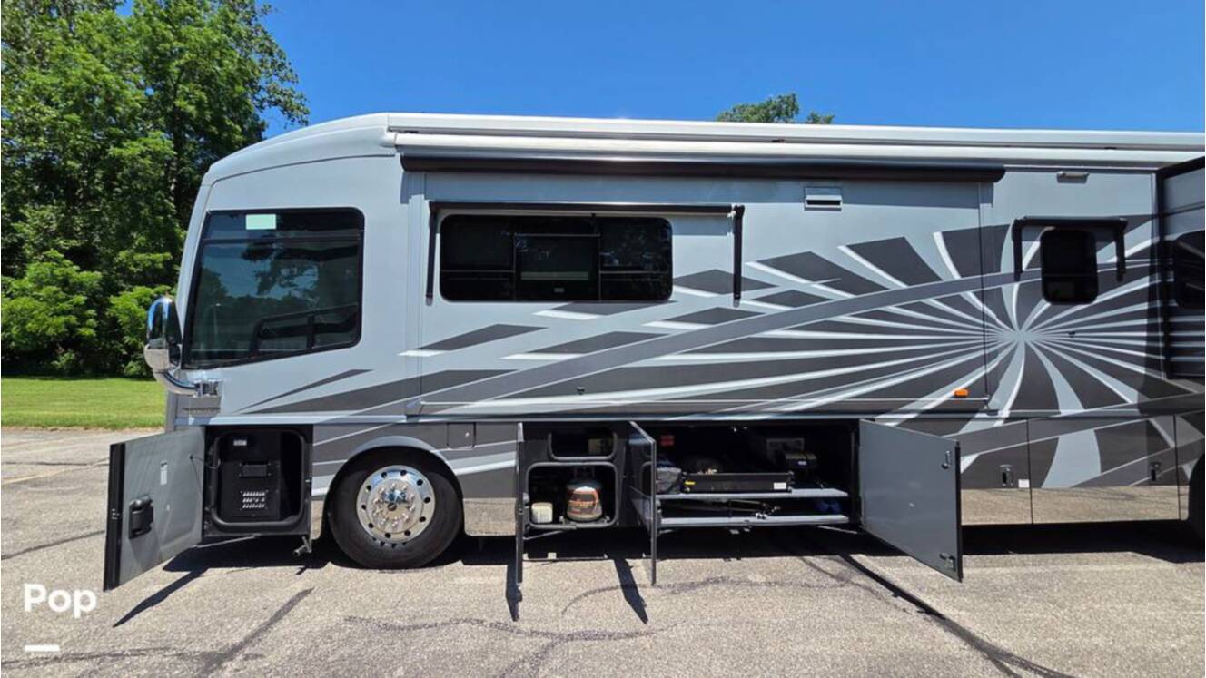 A photo of this 2016 Winnebago Grand Tour 42HL